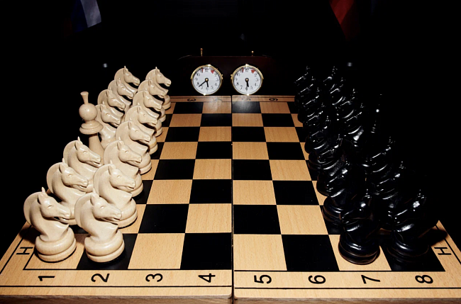 «РАКЕТА» провели один из самых необычных шахматных матчей фото № 1