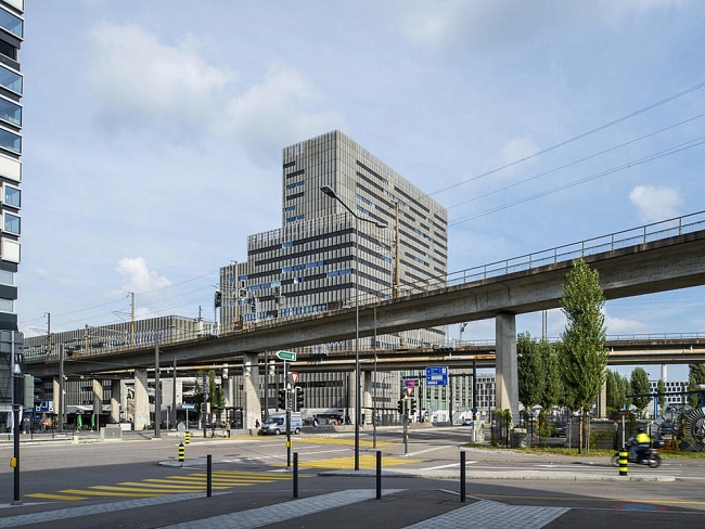 Архитектура Цюриха: самые инстаграмные здания города фото № 2