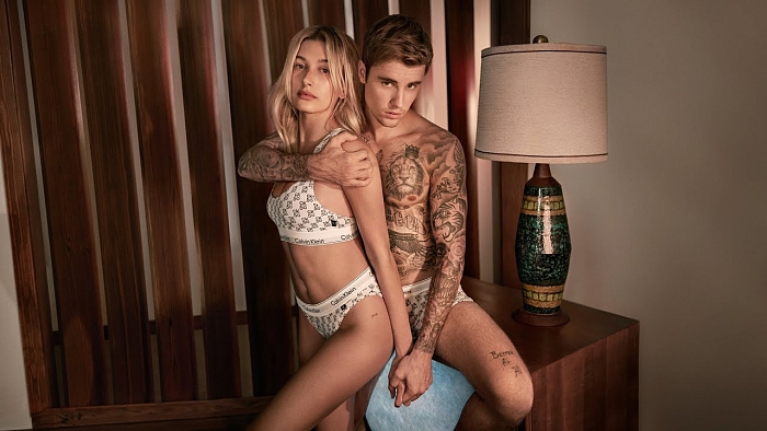Джастин и Хейли Бибер в нижнем белье в новой рекламной кампании Calvin Klein фото № 2