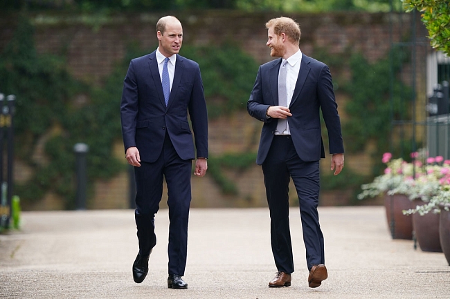 Принц Уильям и принц Гарри в Лондоне, июль 2021 фото № 2