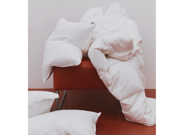 Interior-дайджест: новая коллекция Linen Texture, открытие корнера Daum в ЦУМе  и газетный киоск Eburet на Cosmoscow 