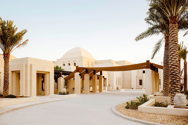Интерьеры мира: курорт Al Wathba Desert Resort & Spa в бедуинском стиле фото № 1