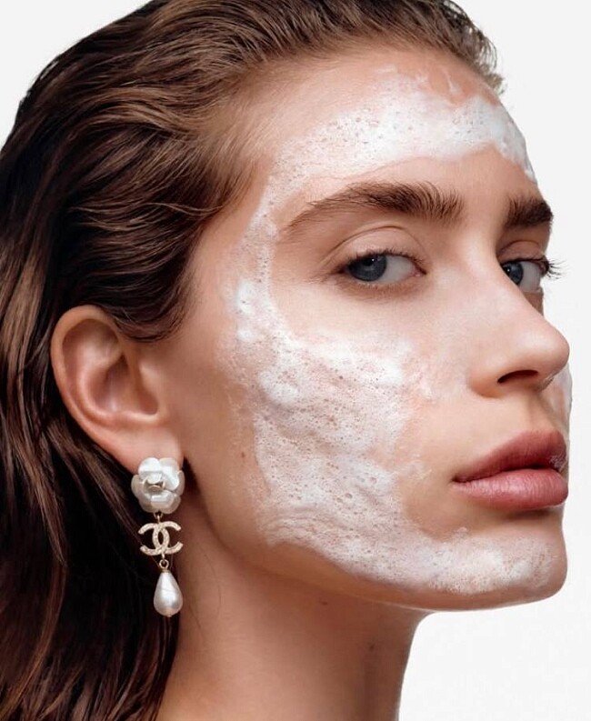 борьба с пигментными пятнами: что важно знать об осветляющих средствах фото № 5 @chanel.beauty фото № 5