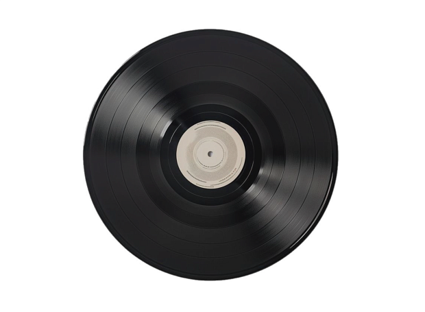 Что мы слушали в январе: дайджест музыкальных новинок