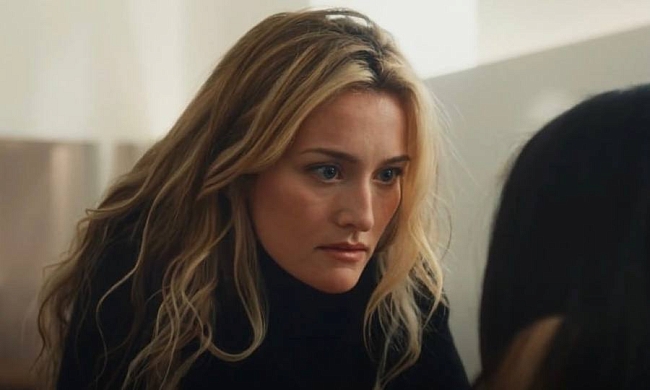 Как у Кэролин: как повторить укладку героини сериала «Американская история любви» фото № 4