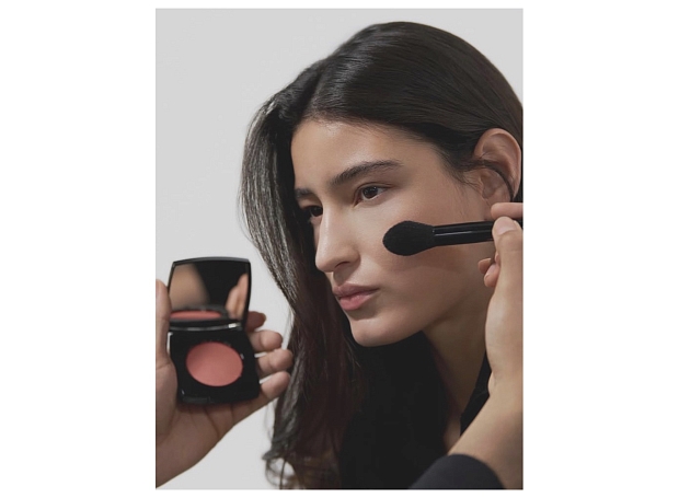 Дайджест красоты: открытие нового банного комплекса SIBERIA, сыворотка Algotherm и поп-ап-магазин d'Alba в Москве 