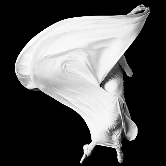 Howard Schatz. Pascale Leroy 1, Smuin Ballet, Photographed in San Francisco, 1997. Courtesy: Lumiere Gallery /  Howard Schatz Тираж: 24 Размер отпечатка: 92 х 92 см фото № 2