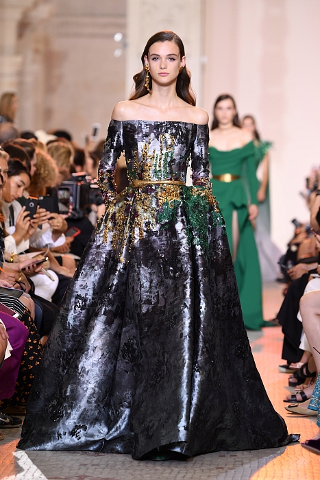Фантастически красивые платья из коллекции Elie Saab Couture 2018/2019 фото № 6