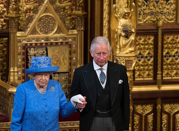Принц Чарльз исключит Меган и Гарри из королевской семьи