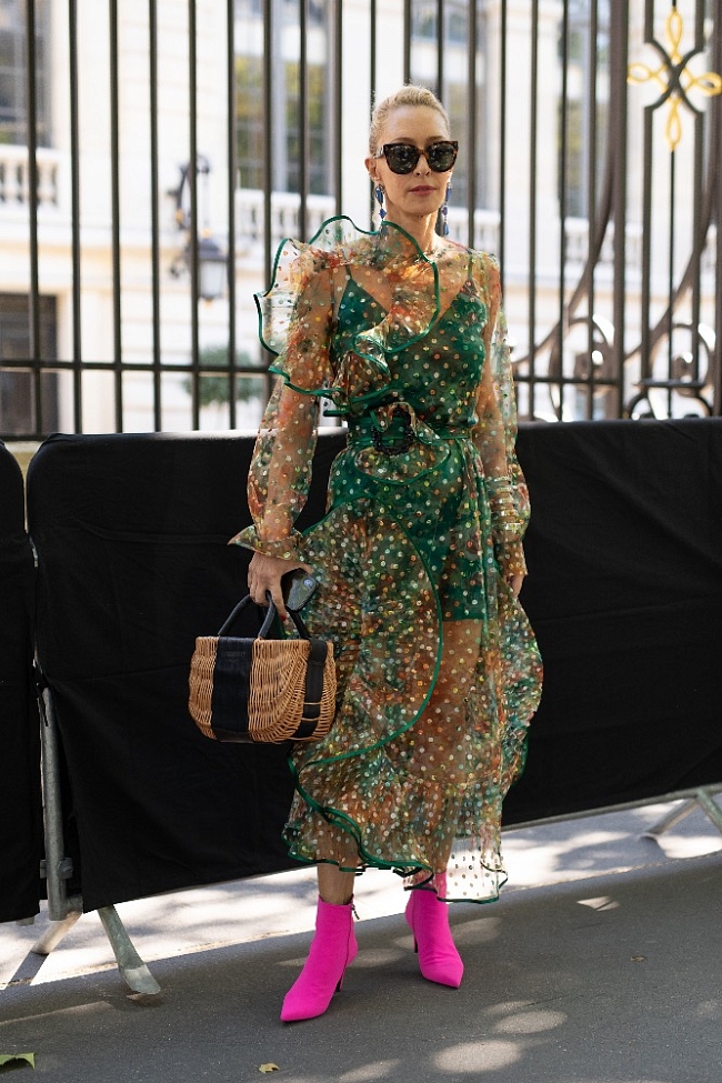 Кьяра Ферраньи, Зендая, Селин Дион и другие стильные гости показов на Неделе высокой моды в Париже фото № 10