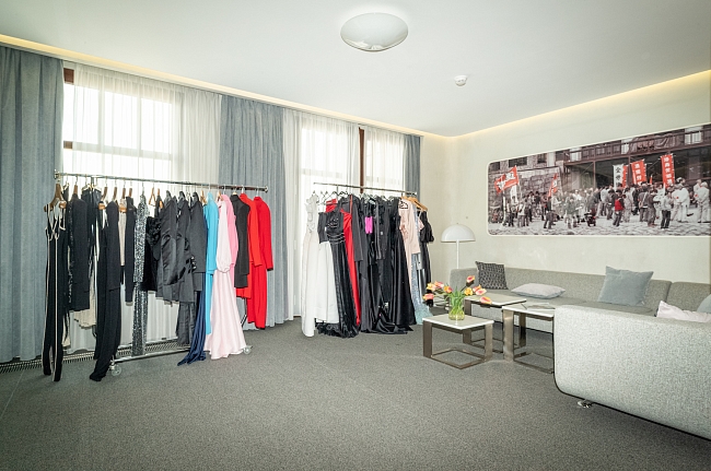 U magazine представил в рамках ММКФ — Stars Dressing Room в дизайн-отеле «СтандАрт» фото № 2