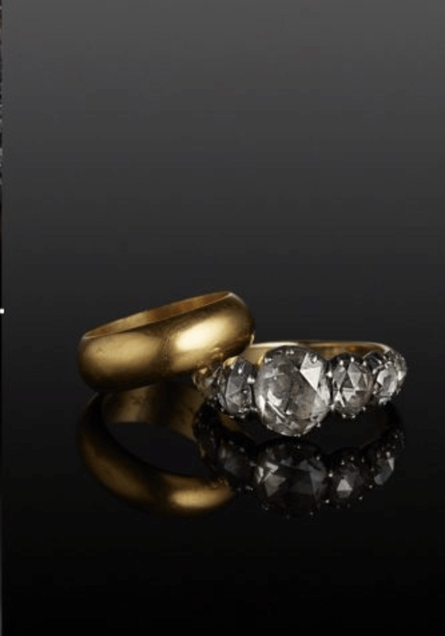 Обручальное кольцо Зои Кравиц, которое она нашла в инстаграме фото № 1