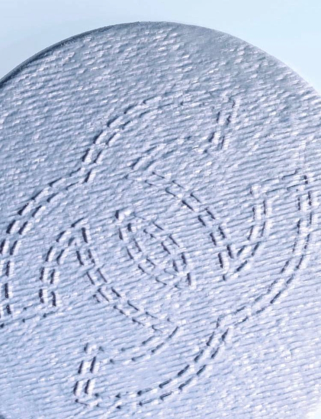 Ностальгия по цвету: почему голубые тени снова в моде фото № 2