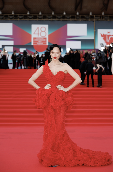 Настасья Самбурская фото № 10