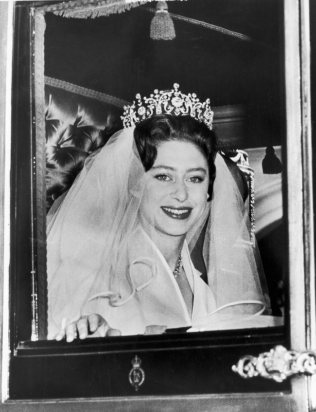 Королевские украшения: непростая судьба свадебной тиары принцессы Маргарет фото № 5