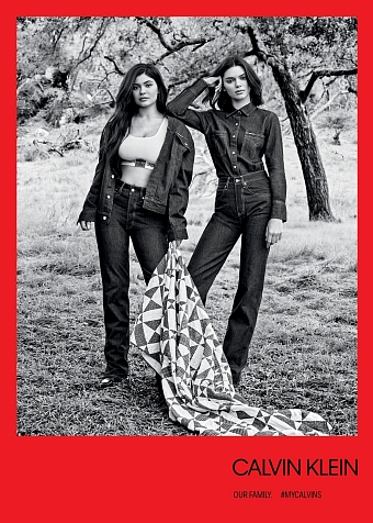 Семейные узы: сестры Кардашьян-Дженнер в новой рекламной кампании Calvin Klein фото фото № 12
