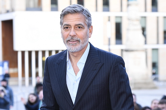 Джордж Клуни обвинил прессу в предвзятости по отношению к Меган Маркл фото № 1