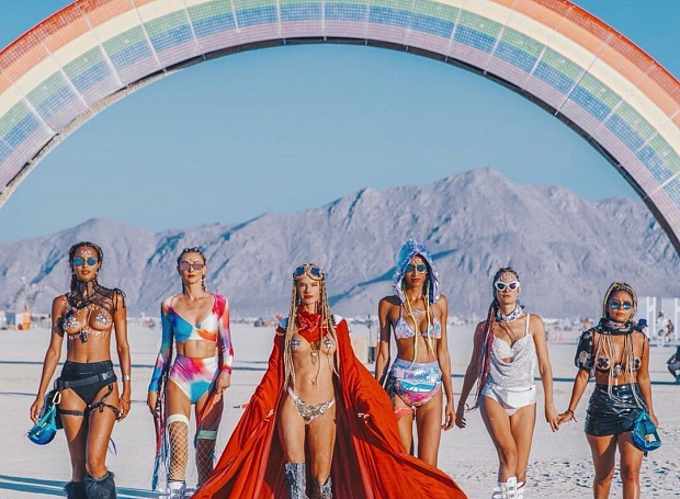  Burning Man 2018: лучшие звездные образы