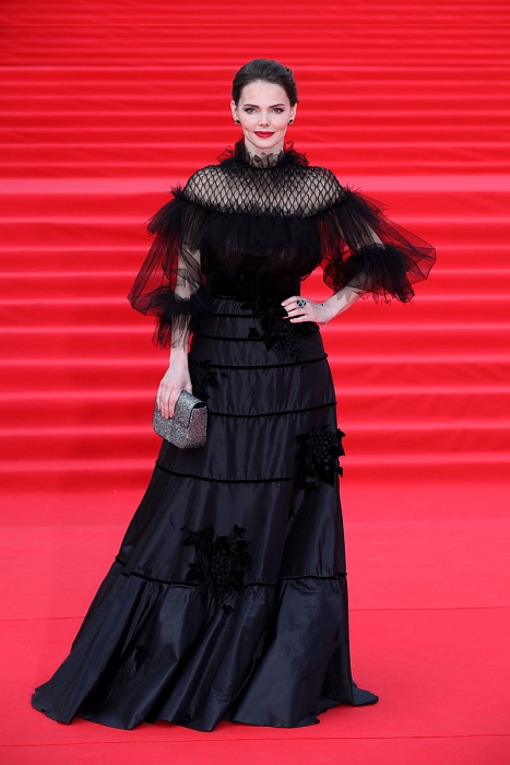 Елизавета Боярская в платье Yanina Couture и украшениях Atelier Tous фото № 3