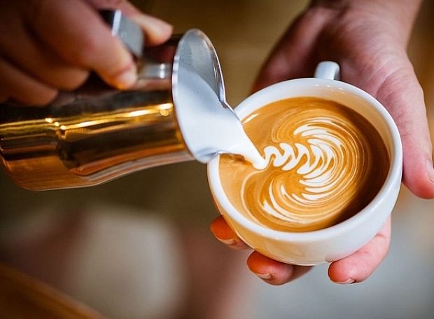 Рекомендации кофейного эксперта: 5 лучших кофеен и авторский рецепт холодного эспрессо