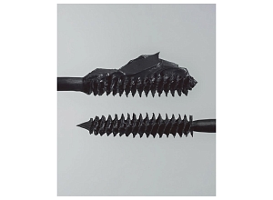 Макияж. Тушь для ресниц с удлиняющим эффектом 