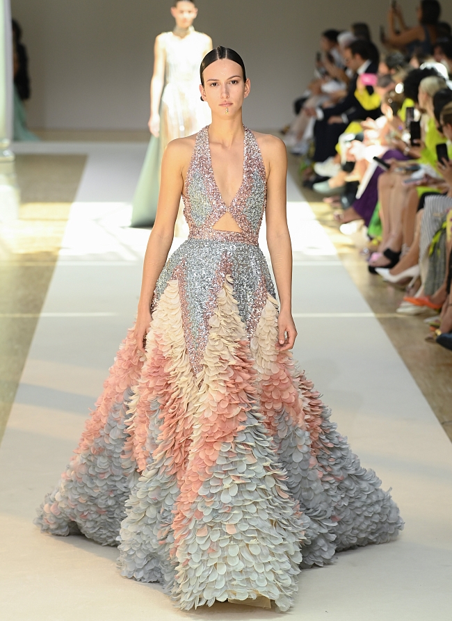 Elie Saab Couture осень-зима 2022/23 фото № 4