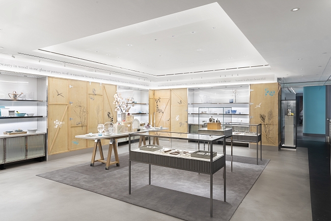 Новое место для завтрака: Tiffany & Co. открыли временный флагманский магазин в Нью-Йорке фото № 1