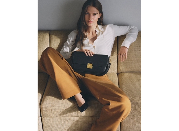 Fashion-дайджест: новая коллекция Coccinelle, показ ELISABETTA FRANCHI и другие новости