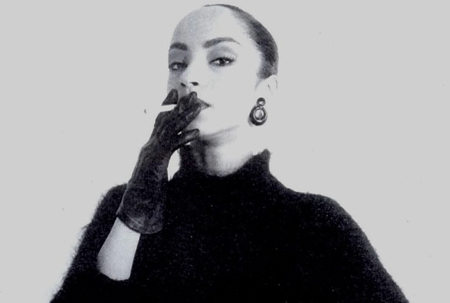 Тату, жемчуг и Хелен Фолашаде Аду. Что стоит за песнями Sade фото № 3