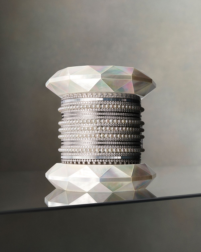 Браслеты Boucheron с бриллиантами, жемчугом и перламутром фото № 4