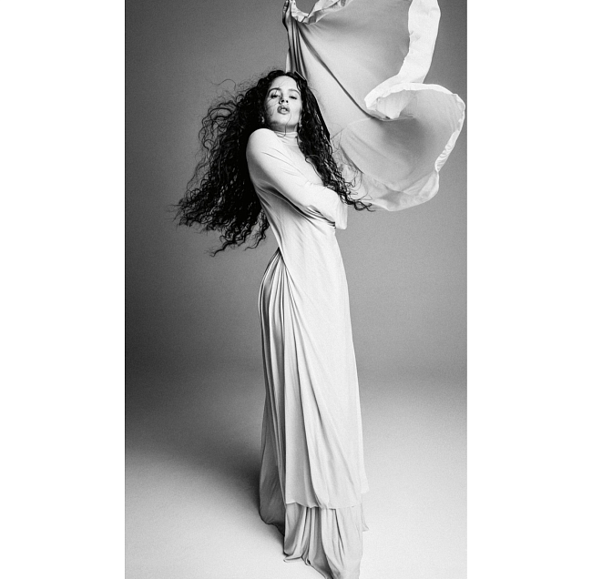 Розалия для Elle фото № 4