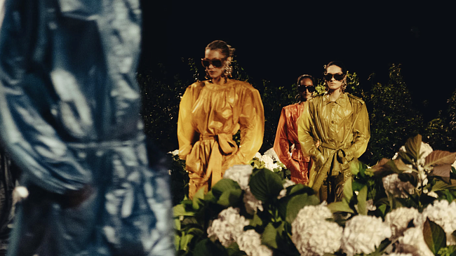 Saint Laurent весна-лето 2026 фото № 2