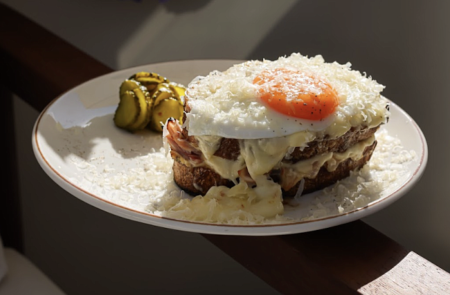 Гастро-неделя: завтраки в Alaska Pool Club, VK Видео x Pinskiy&Co и открытие Michèle фото № 2