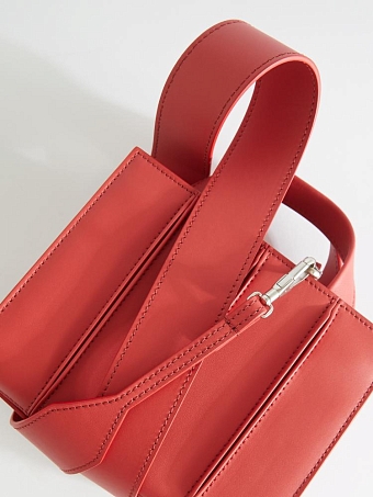 Max Mara представили юбилейную коллекцию сумок Whitney Bag фото № 4