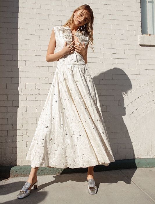 «Солнце большого города»: топ-модель Анабела Беликова в съемке ювелирного бренда Lav'Z фото фото № 7