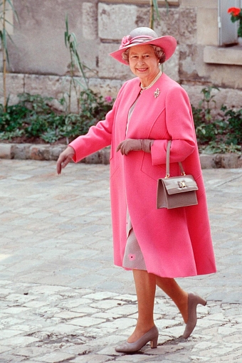 Королева Елизавета II во время визита во Францию, 1992 год фото № 4