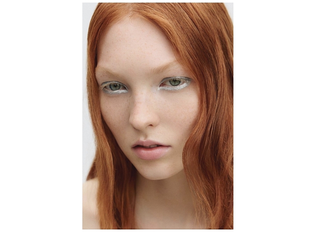 Бьюти-дайджест: лимитированная коллекция Clarins, спа-программа в Asia Beauty Spa, увлажняющие патчи для глаз okolo 