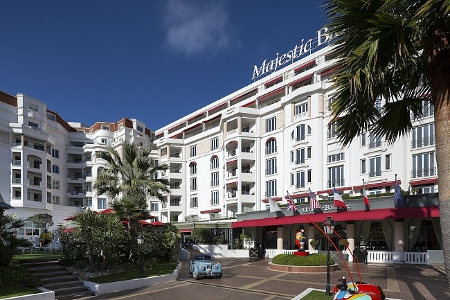 Интерьеры мира: сьют имени Мишель Морган в отеле Hôtel Barrière Le Majestic Cannes фото № 2