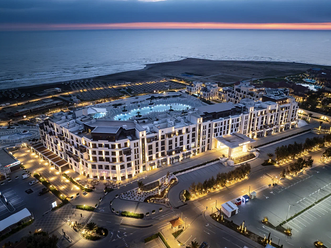 Travel-дайджест: Hideout Residence x Commute, бархатный сезон в Delano Dubai и гастрономические каникулы в Abi d’Oru фото № 11