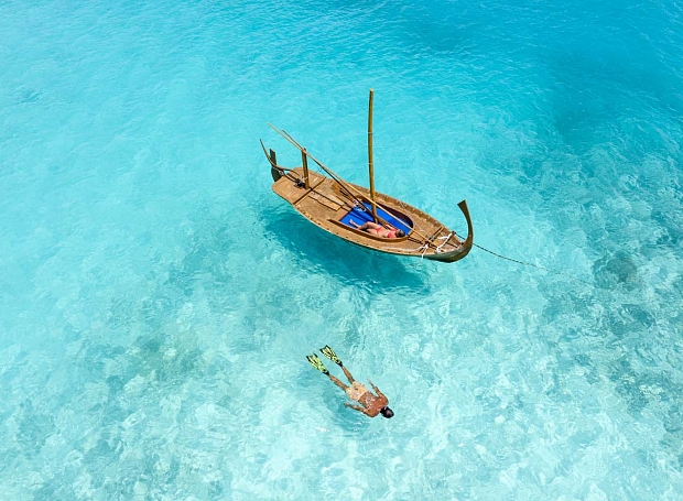Белоснежные пляжи и звездное небо: романтический отдых в Sheraton Maldives Full Moon Resort & Spa