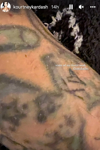 Кортни Кардашьян набила татуировку Трэвису Баркеру. Фото: @kourtneykardash фото № 3