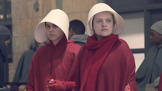 Элизабет Мосс станет главной героиней нового сериала Hulu фото № 2