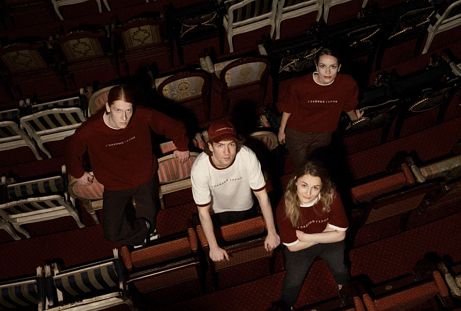 Интерьерный дайджест: коллекция для дома edis, «Первый план» х Abrau Club и капсула декора RAZUMNO фото № 2