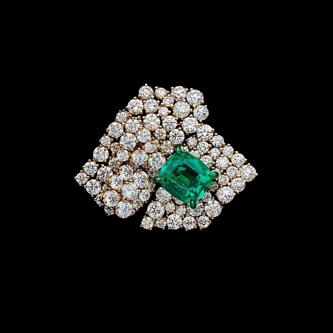 Изумрудное кольцо Rose Futuriste из коллекции Dior Rose фото № 14