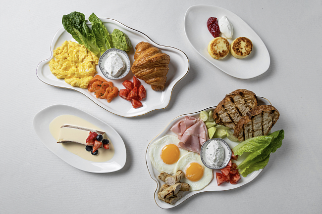 Гастро-неделя: завтраки в InOut Bistro, Lúwo x Giardino Magico и открытие Avero Mio Bistro фото № 4