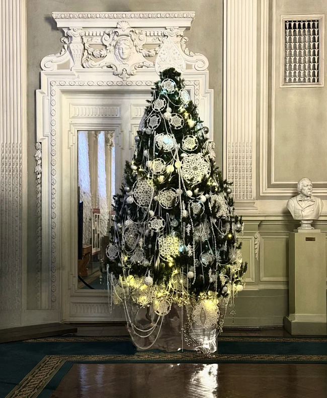 Interior-дайджест: новогодний дроп Pragma, BORK x SimpleWine и новая коллекция керамики Gourji фото № 3