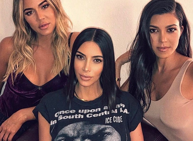 Редкое фото от Ким: как знаменитые сестры выглядели в начале съемок Keeping Up With The Kardashians
