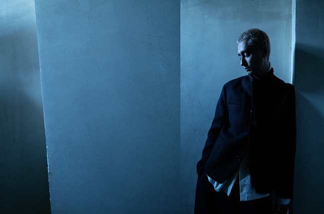 Fashion-дайджест: Время Перемен х Check Ya Head, новый бренд AMBIS и другие новости фото № 6