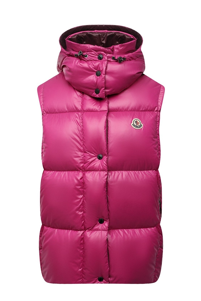 Жилет Moncler, 112500 рублей, tsum.ru фото № 9