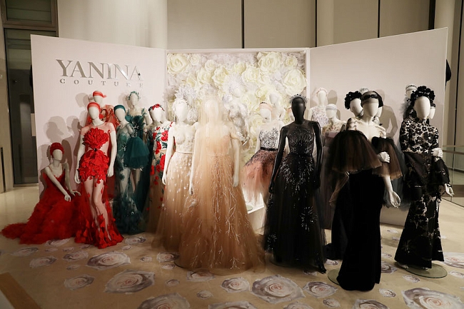 Наталья Водянова на открытии выставки Yanina Couture в Париже фото № 2